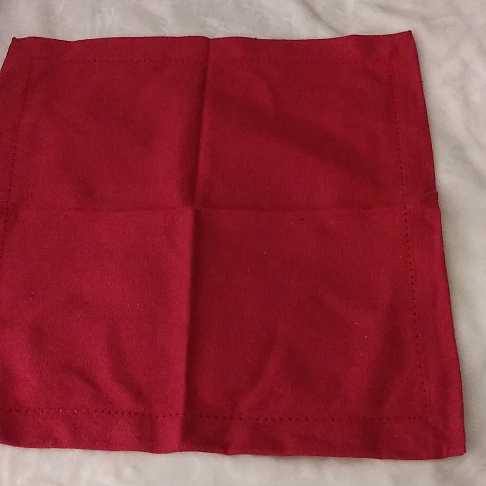 Clothes to put on your lap when eating